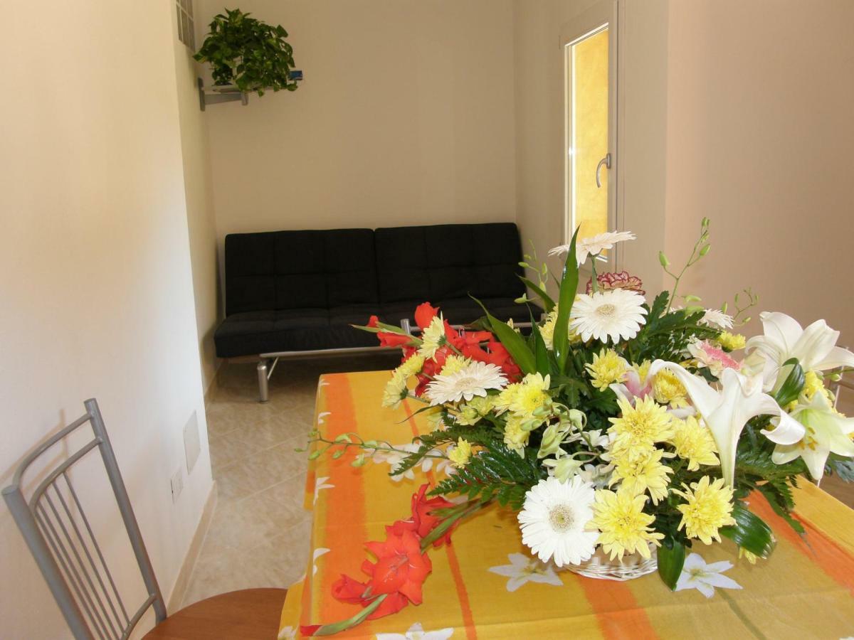 Pianeta Sardegna Aparthotel Fluminimaggiore Exterior foto